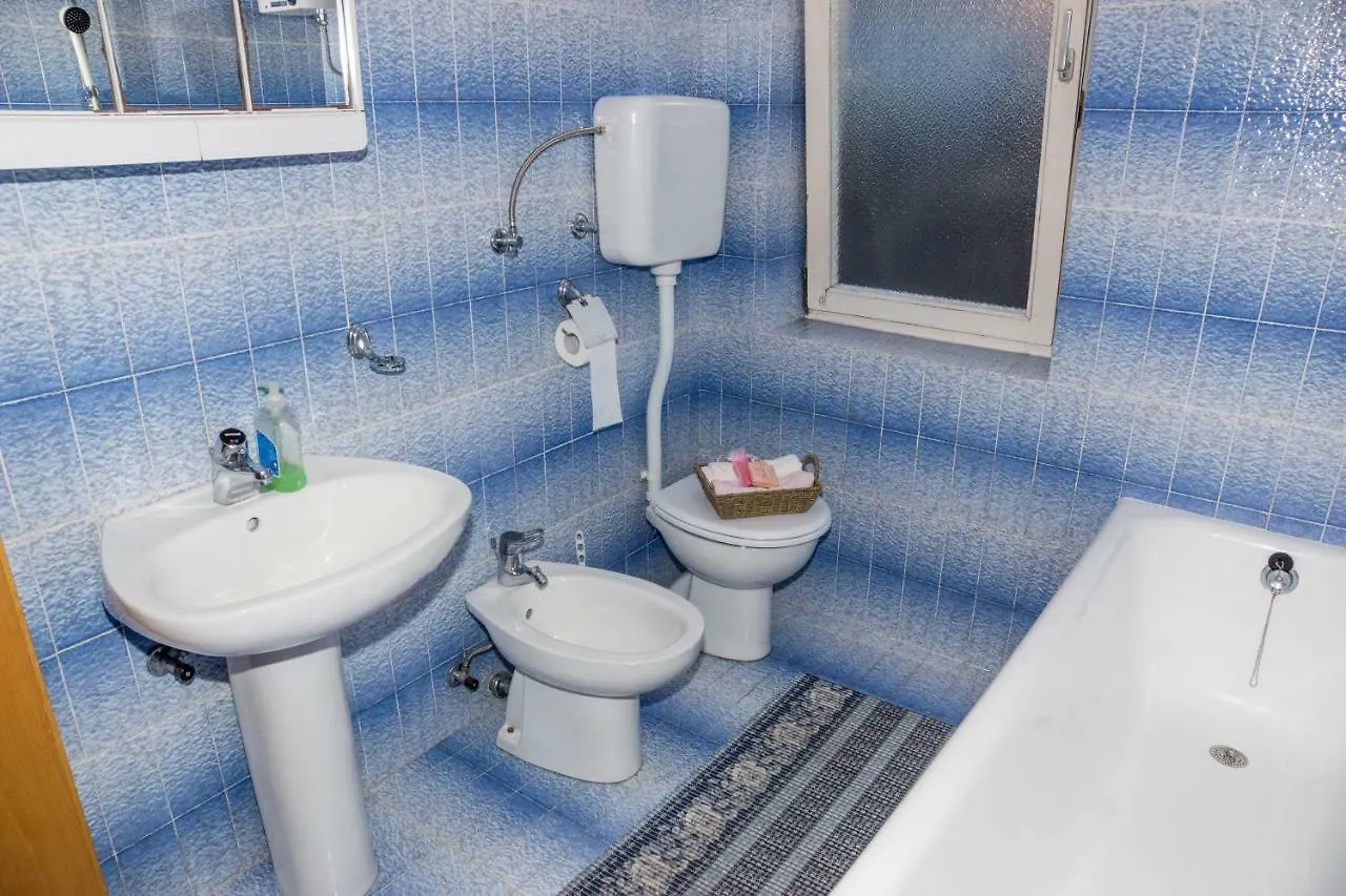 Апартаменты Apartman Nevija Нови-Винодолски